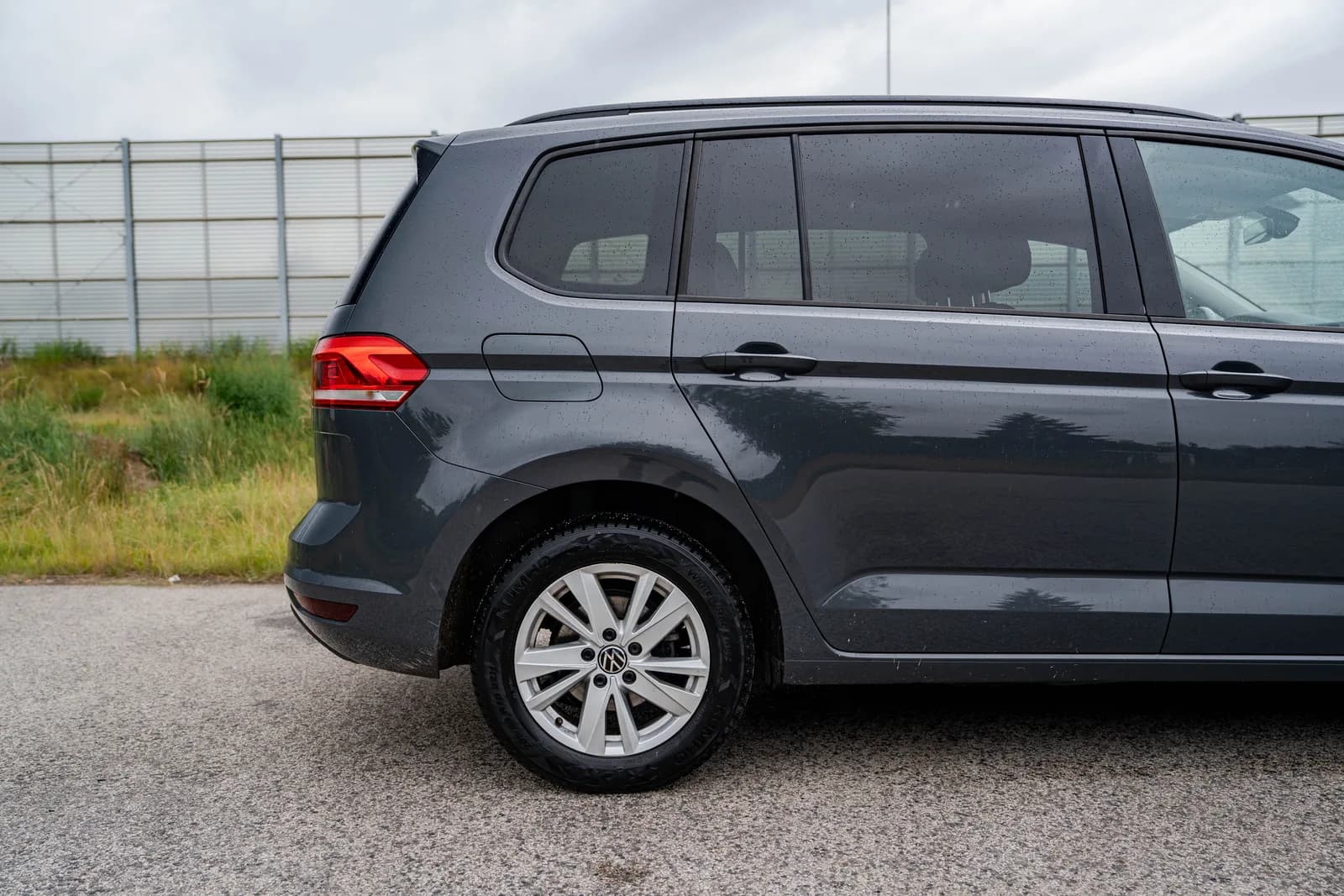 Volkswagen Touran zdjęcie 7