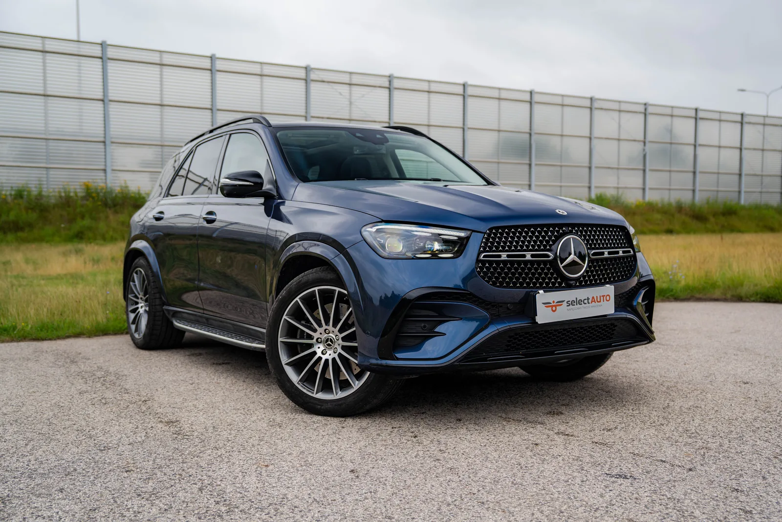 Mercedes-Benz GLE (2023) — zdjęcie 3