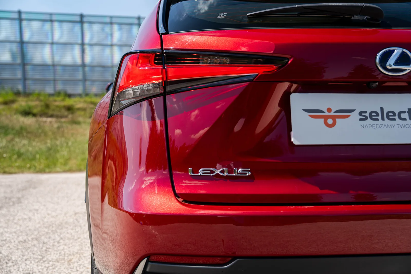Lexus NX zdjęcie 16