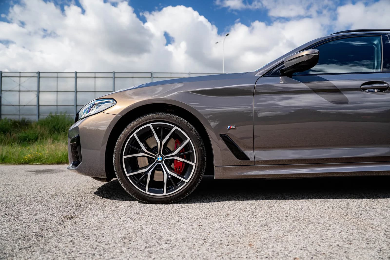 BMW Seria 5 zdjęcie 11