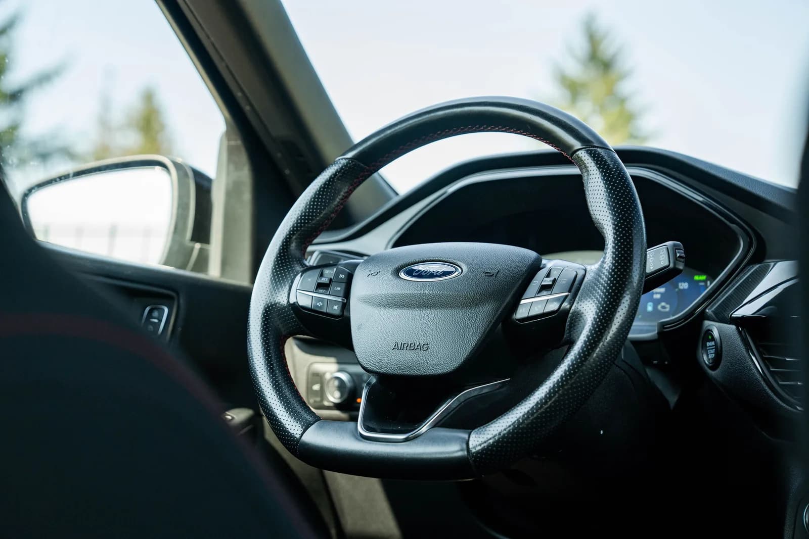 Ford Kuga zdjęcie 19