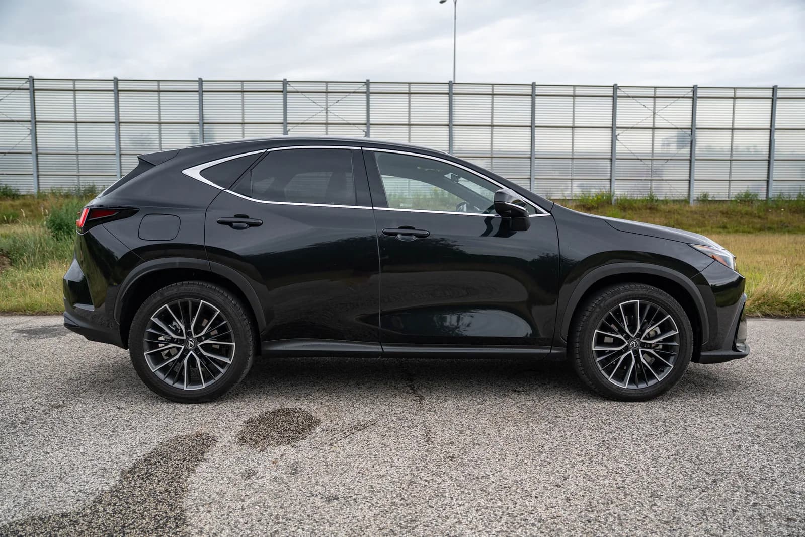 Lexus NX zdjęcie 9