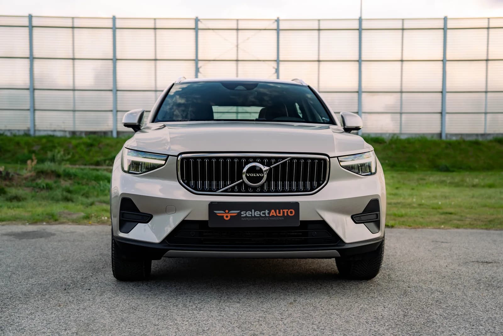 Volvo XC 40 zdjęcie 2