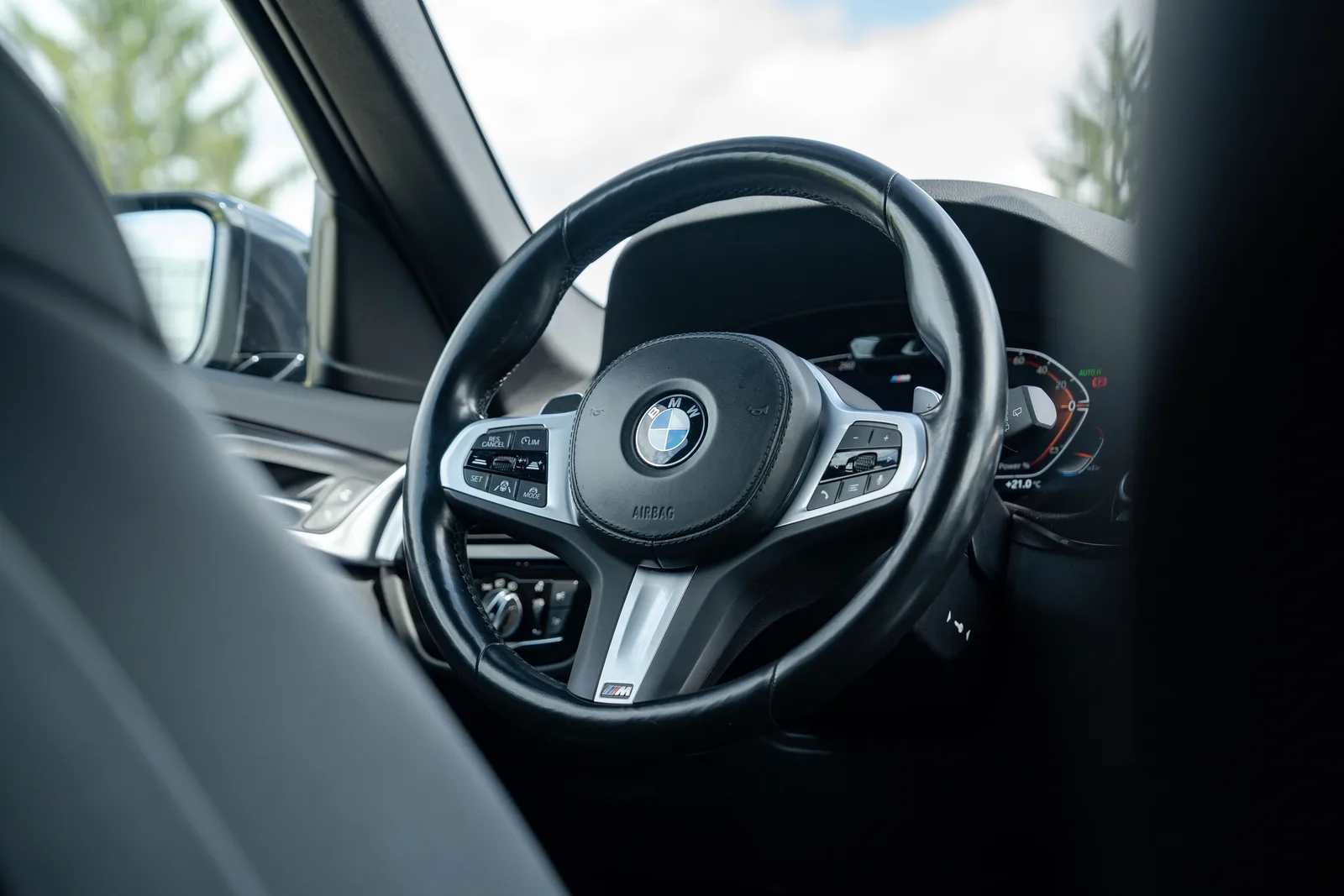 BMW Seria 5 zdjęcie 18