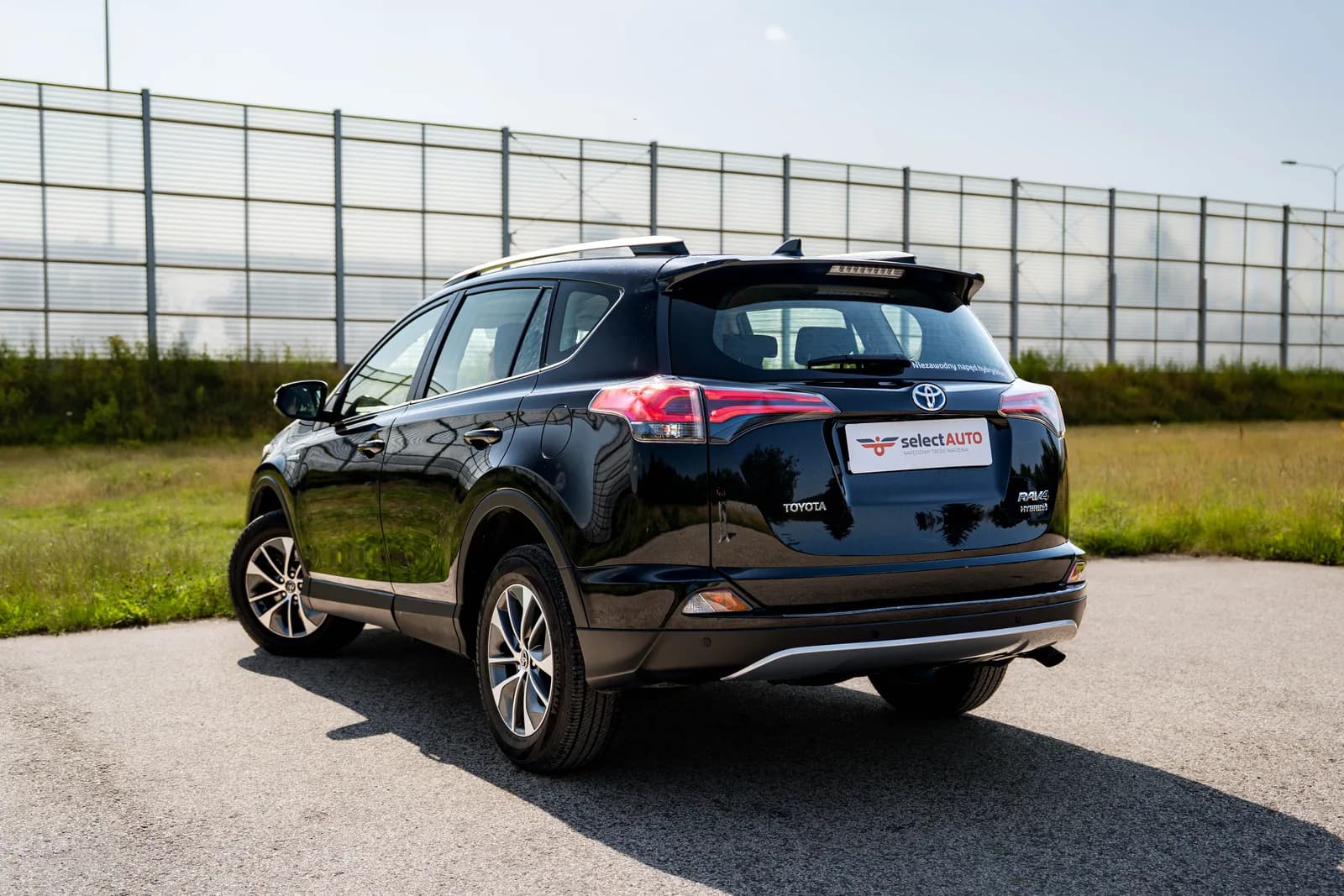 Toyota RAV4 zdjęcie 4