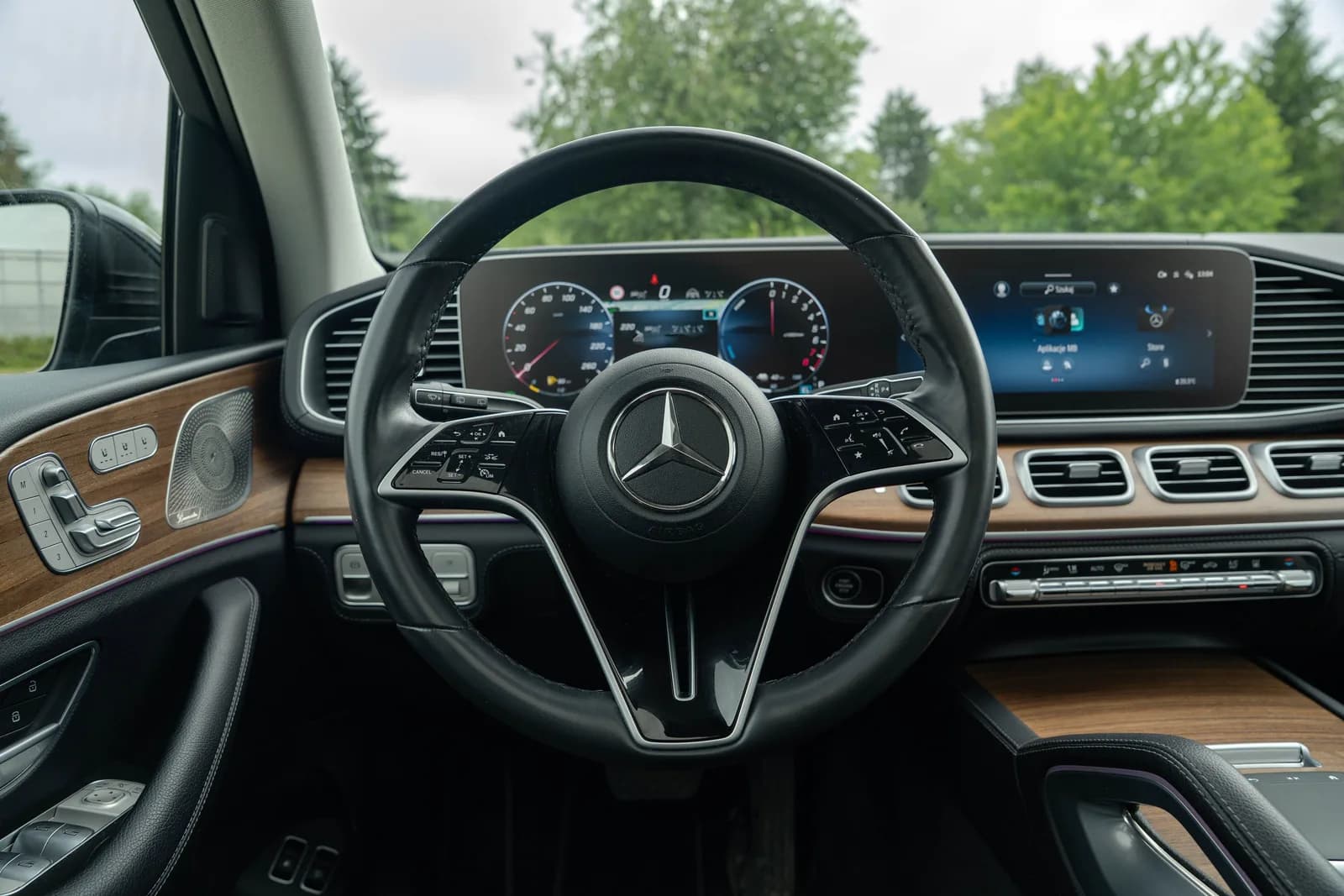 Mercedes-Benz GLE zdjęcie 18