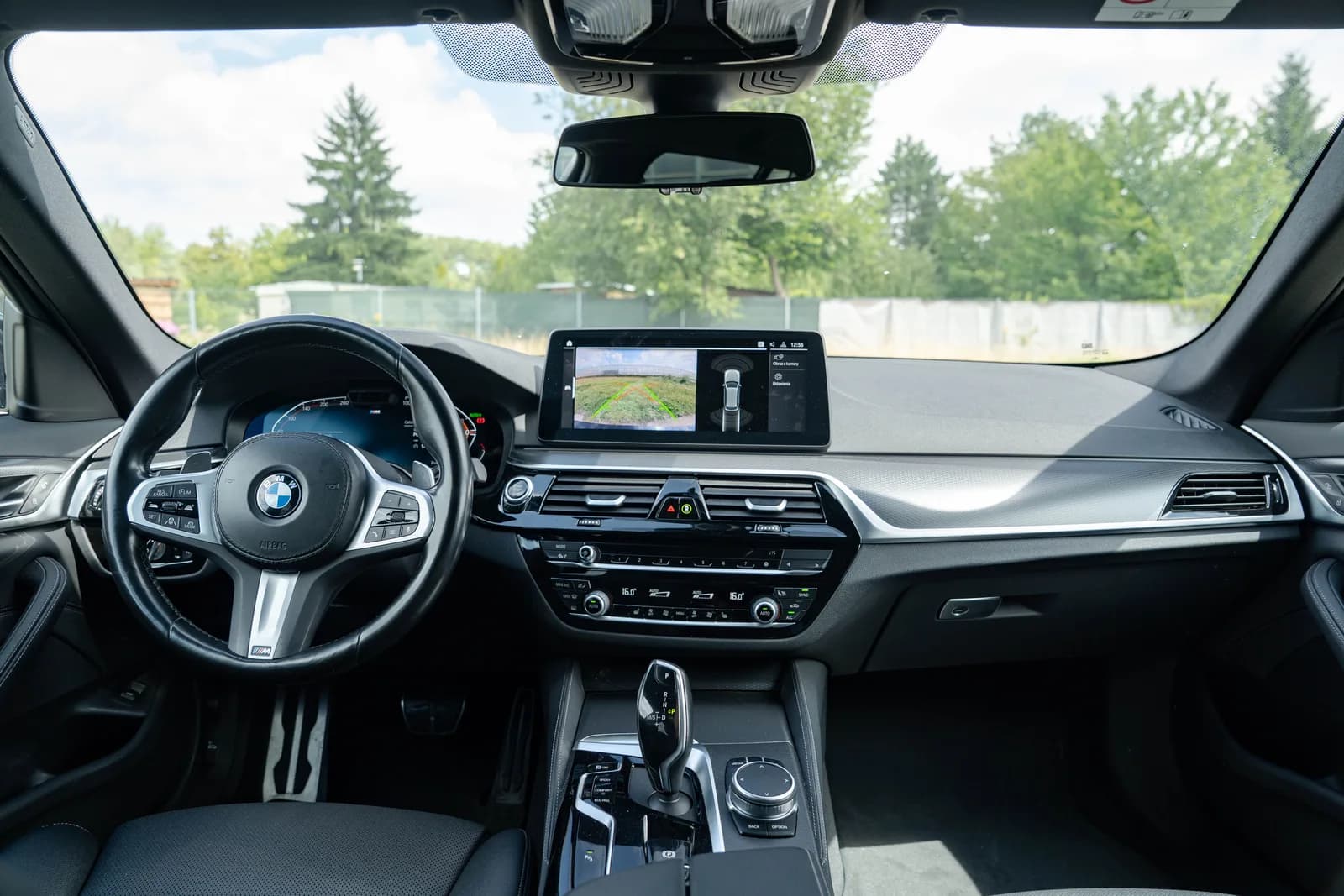 BMW Seria 5 zdjęcie 17