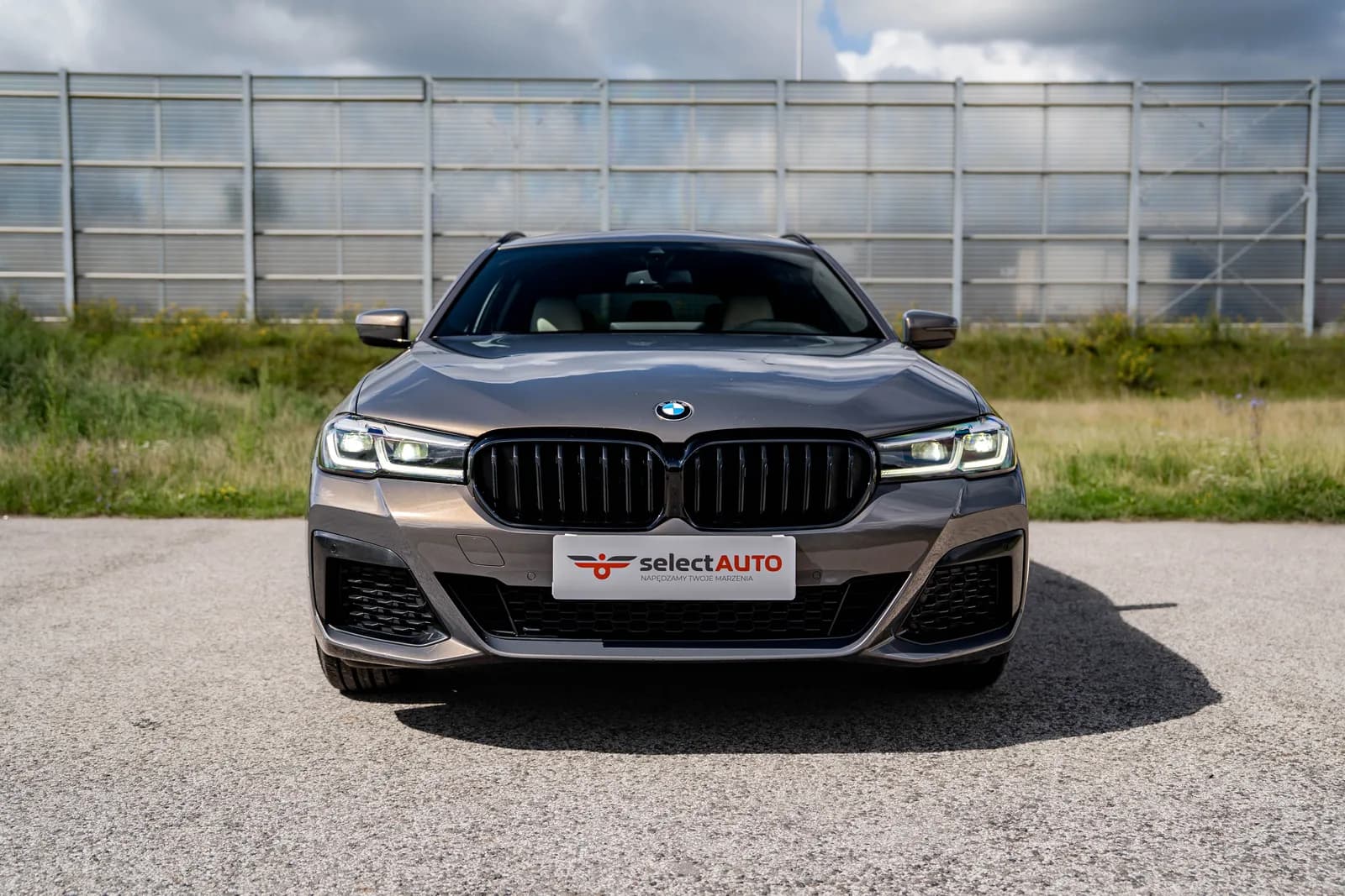 BMW Seria 5 zdjęcie 2