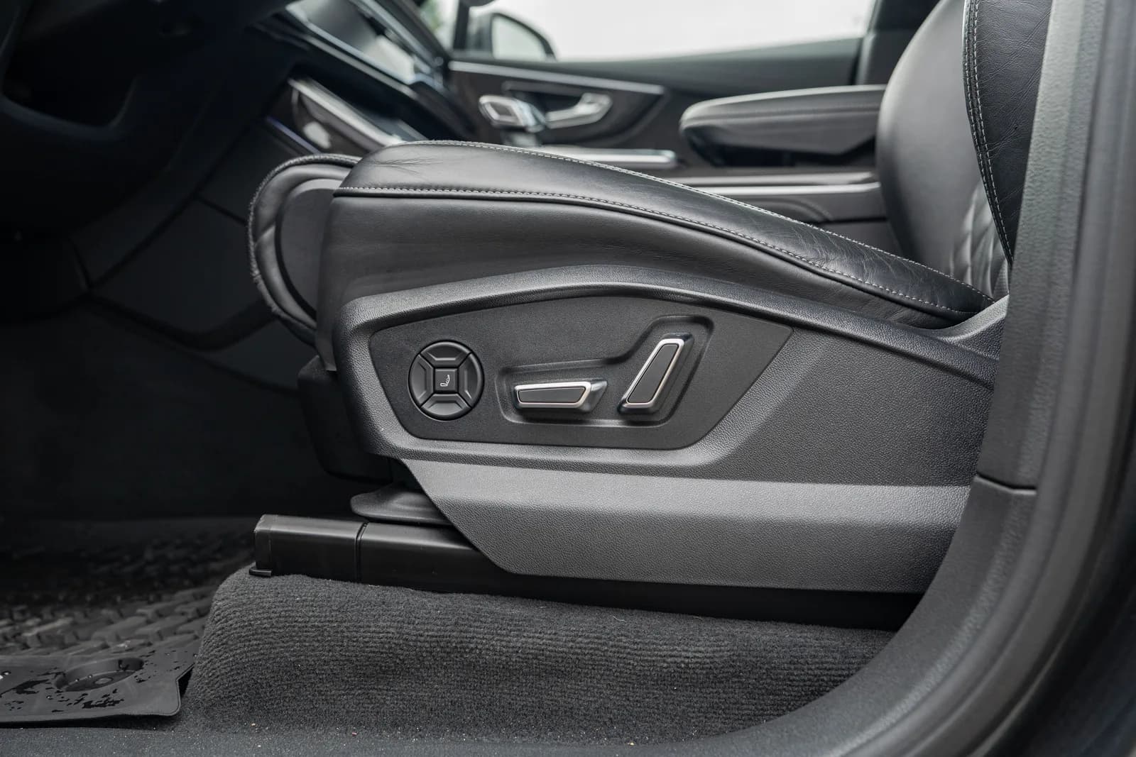 Audi SQ7 zdjęcie 28