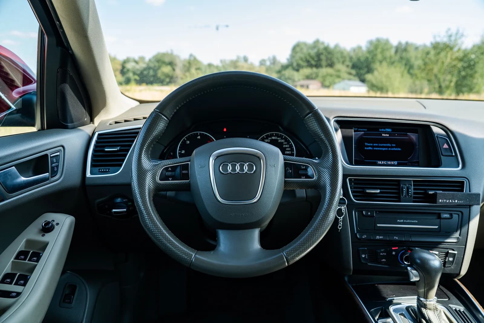 Audi Q5 zdjęcie 16
