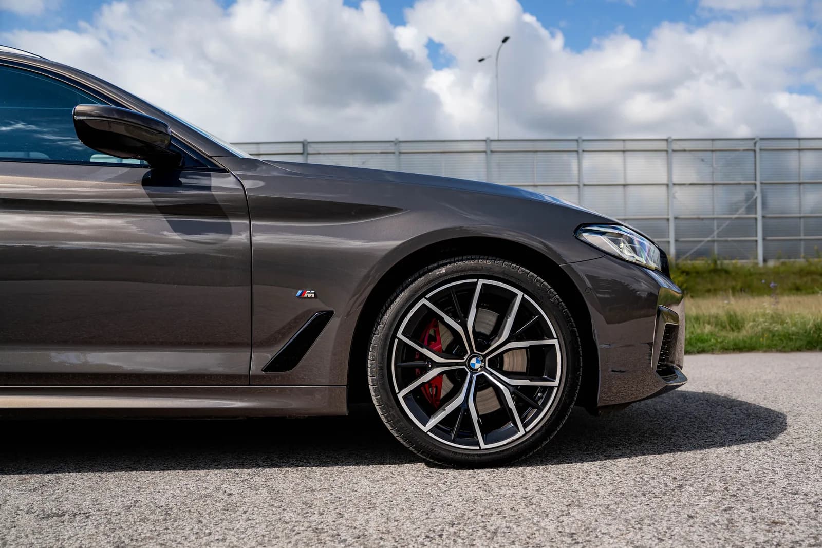 BMW Seria 5 zdjęcie 8