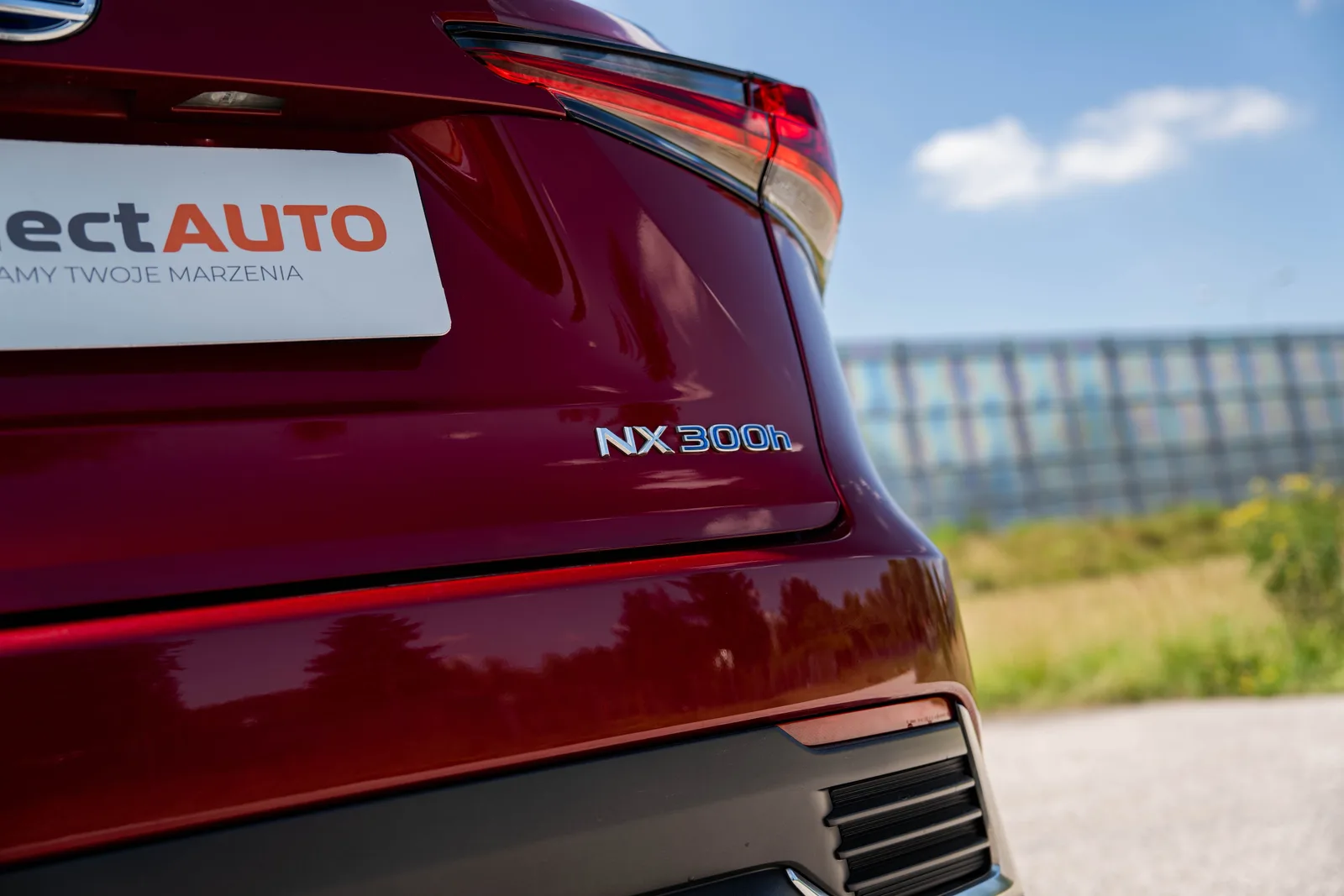 Lexus NX zdjęcie 17