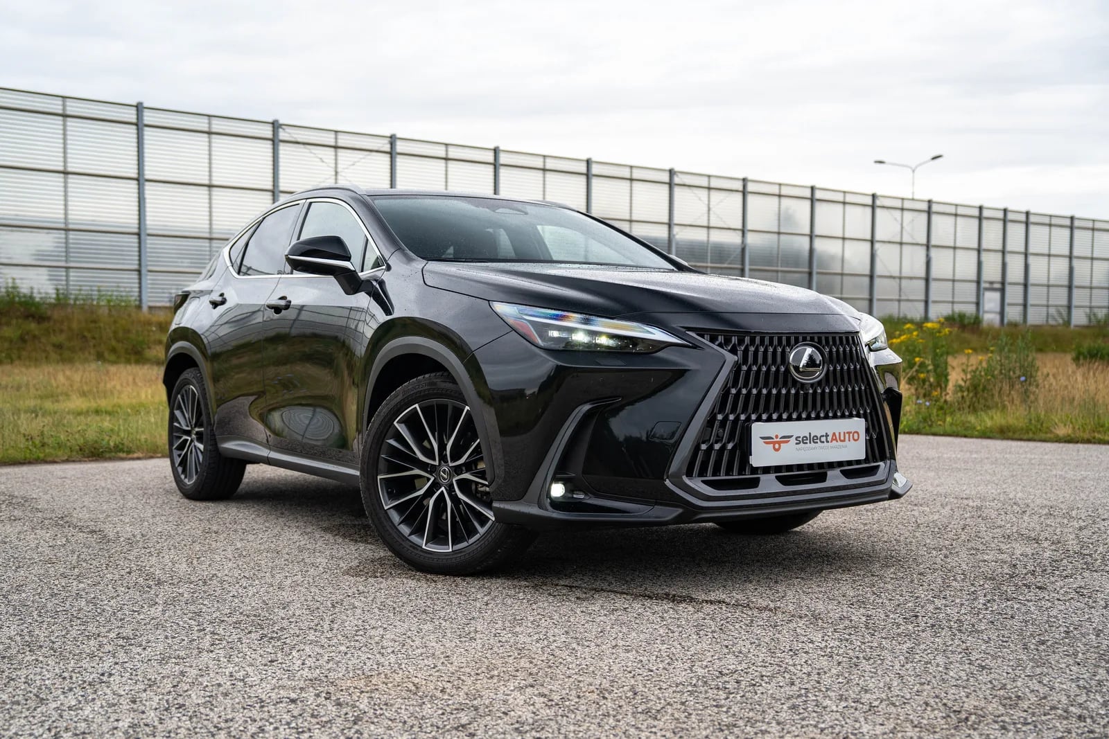 Lexus NX (2023) — zdjęcie 3