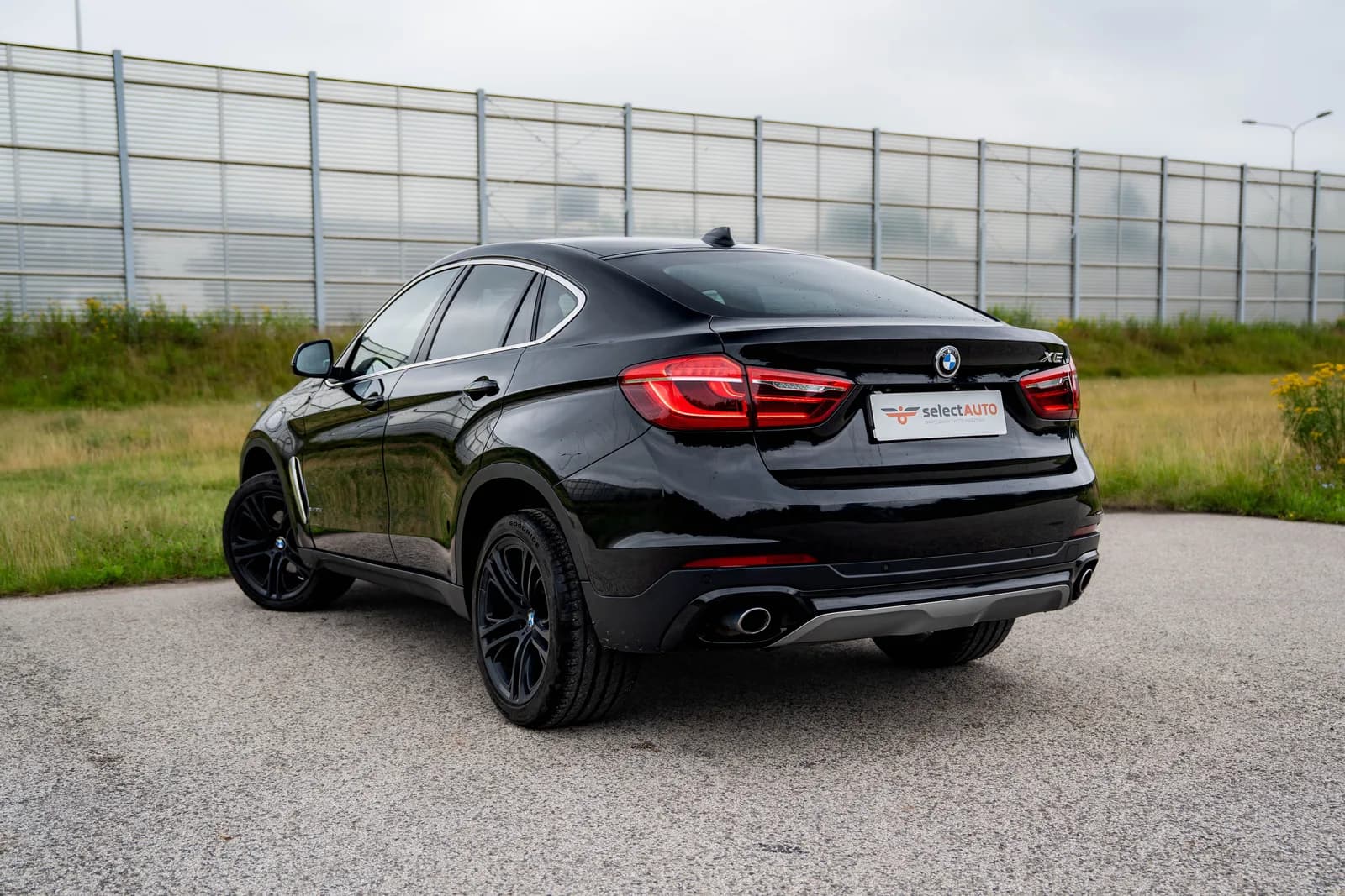 BMW X6 zdjęcie 4