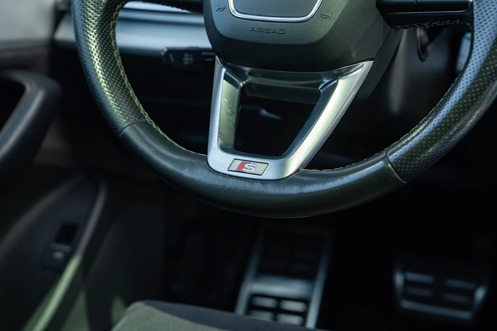 Audi SQ8 zdjęcie 18