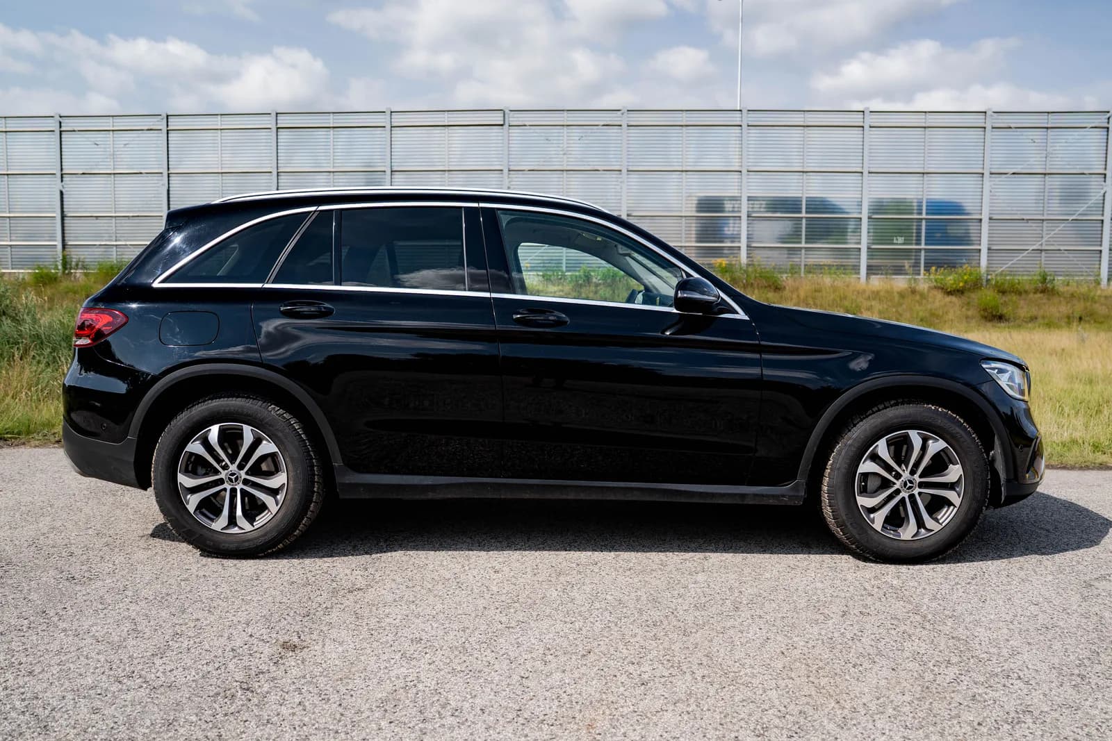 Mercedes-Benz GLC zdjęcie 9