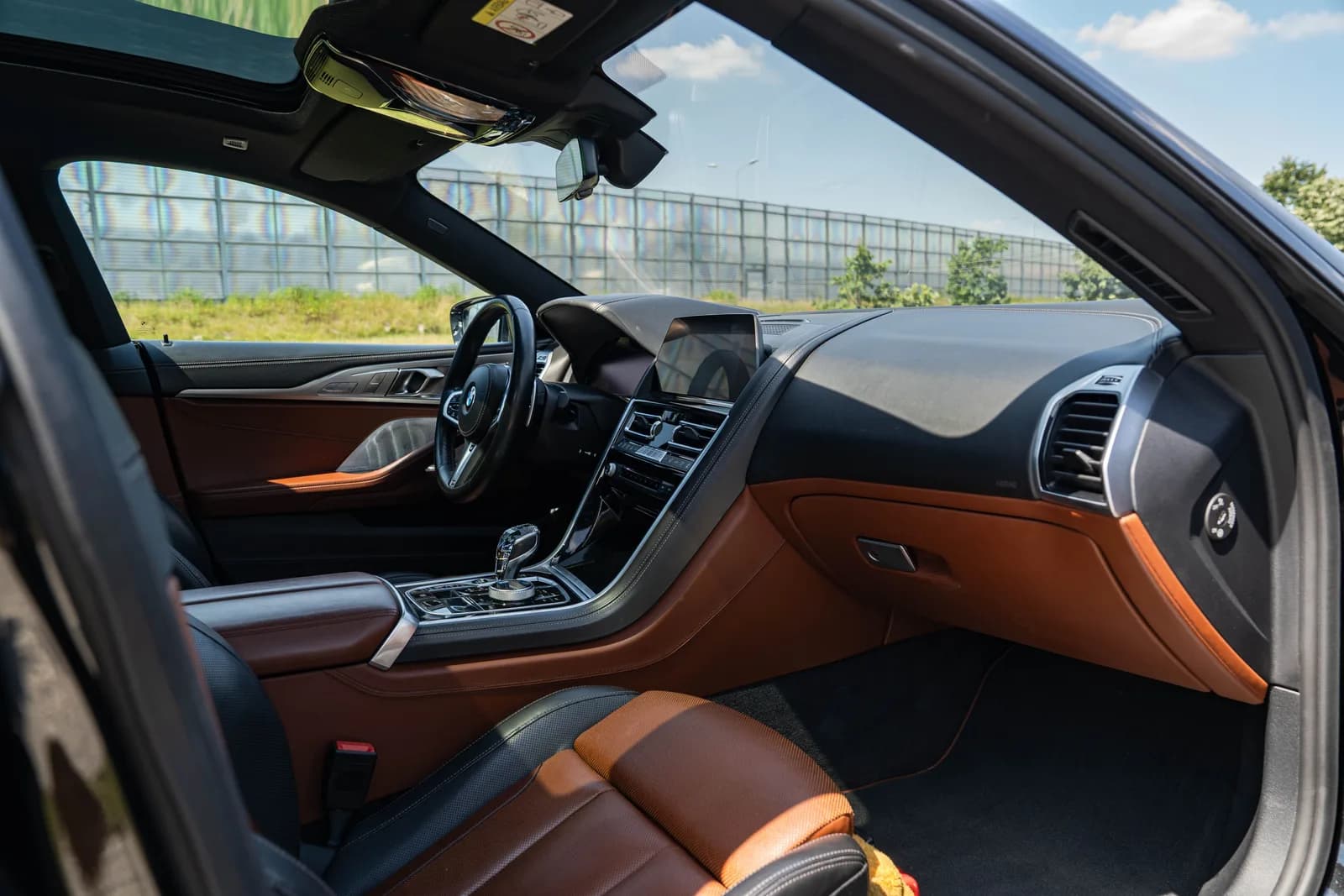 BMW Seria 8 zdjęcie 22