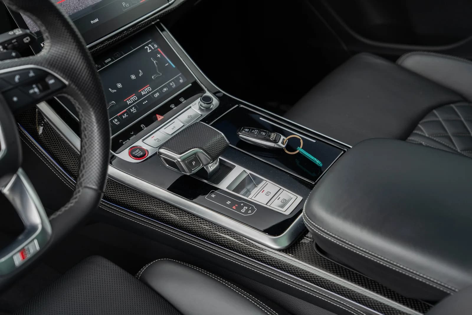 Audi SQ7 zdjęcie 19