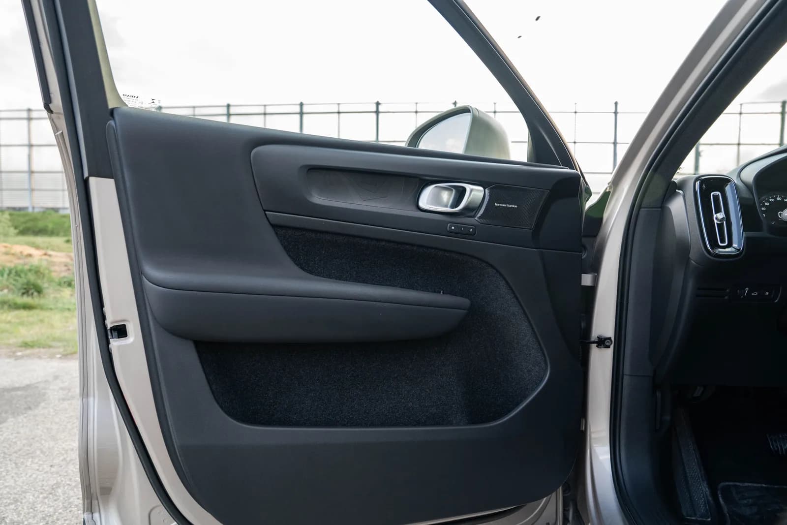 Volvo XC 40 zdjęcie 27