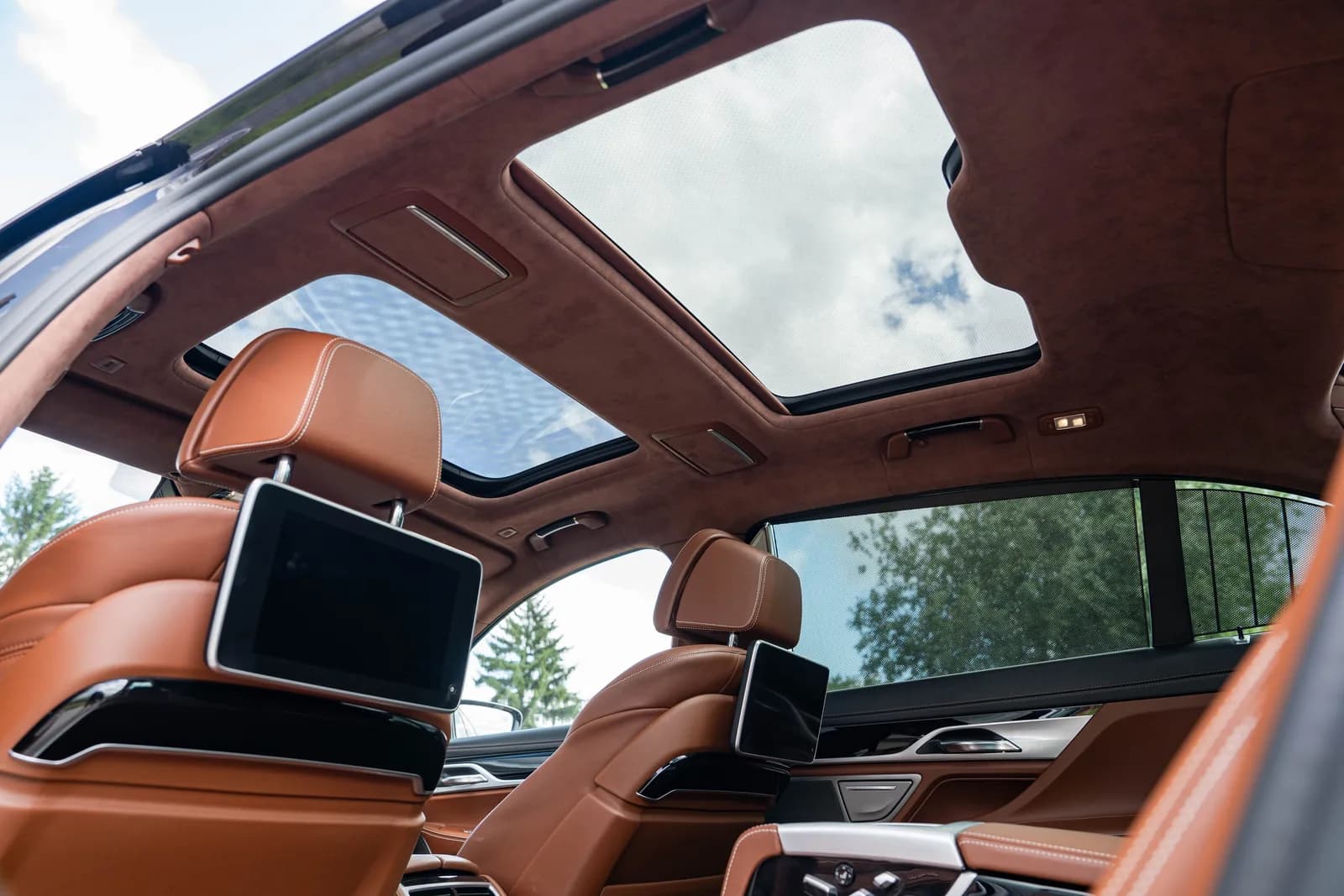 BMW Seria 7 zdjęcie 29