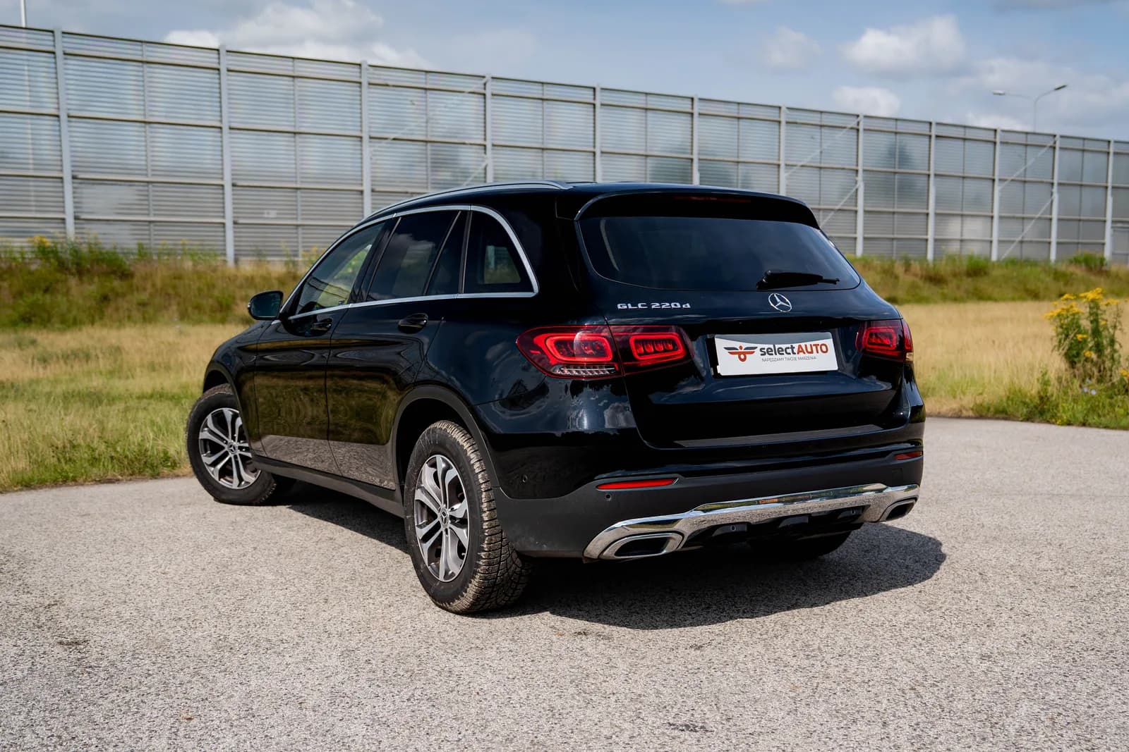 Mercedes-Benz GLC zdjęcie 4