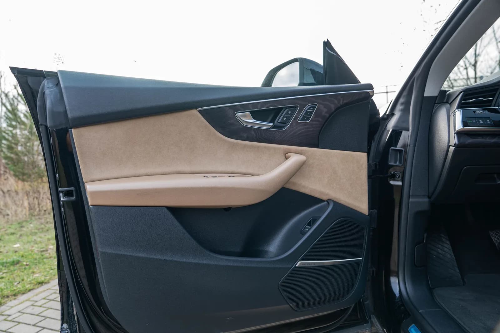Audi Q8 zdjęcie 24