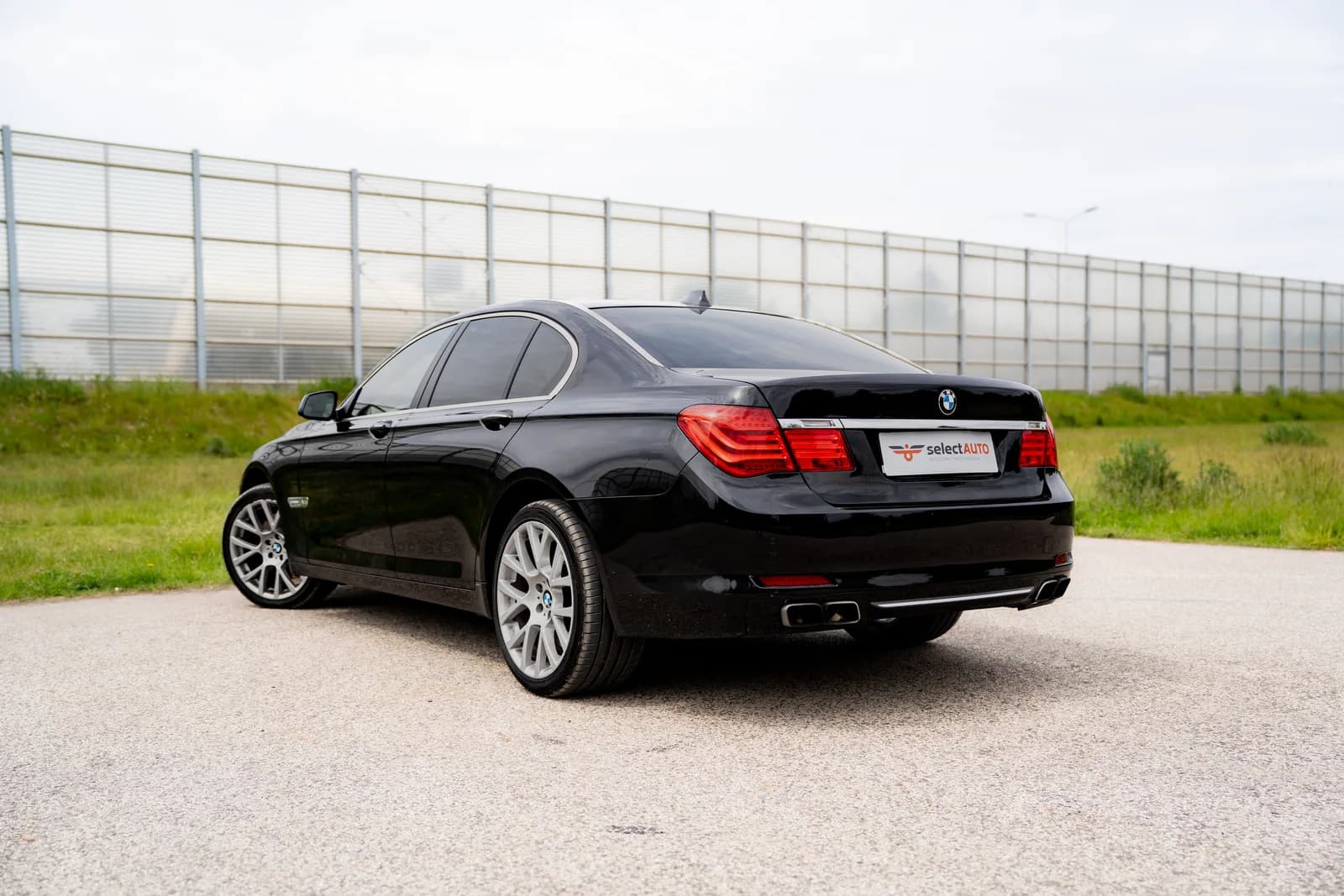 BMW Seria 7 zdjęcie 4