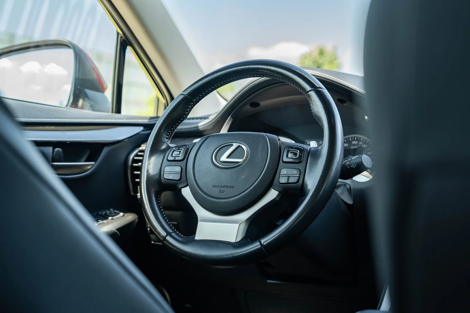 Lexus NX zdjęcie 25