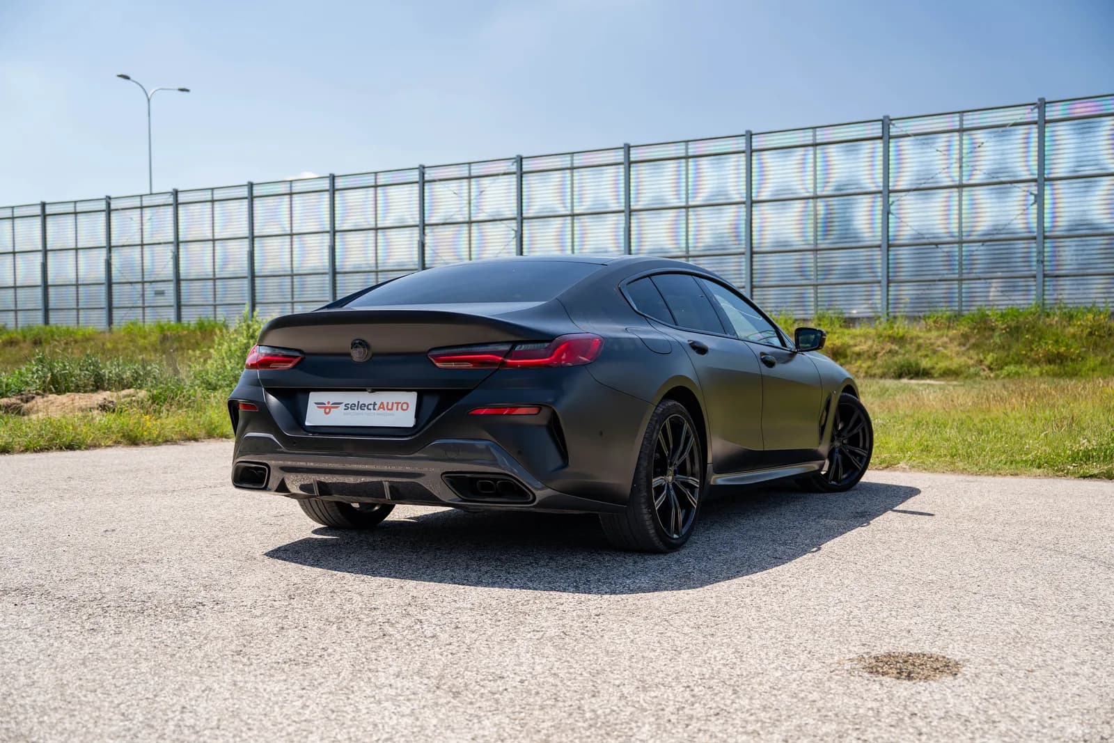 BMW Seria 8 zdjęcie 6