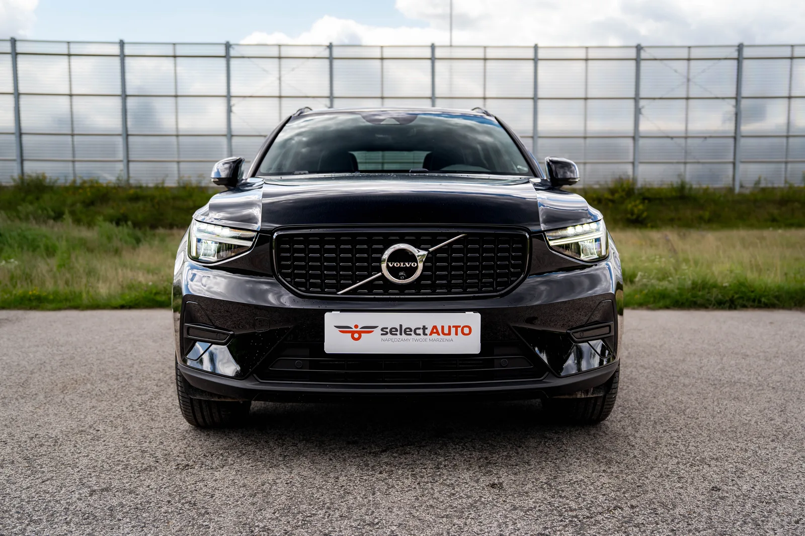 Volvo XC 40 (2022) — zdjęcie 2