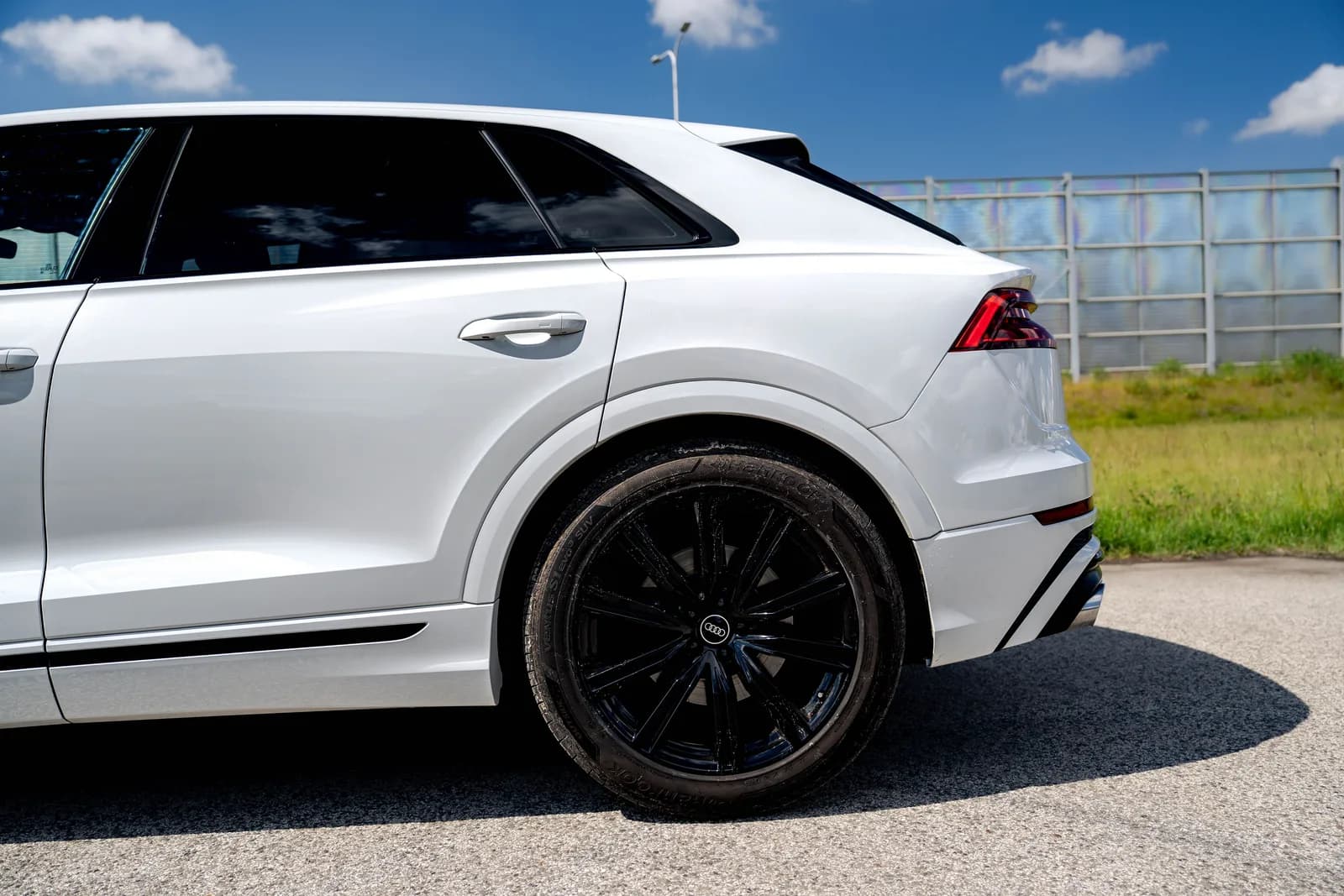 Audi SQ8 zdjęcie 12