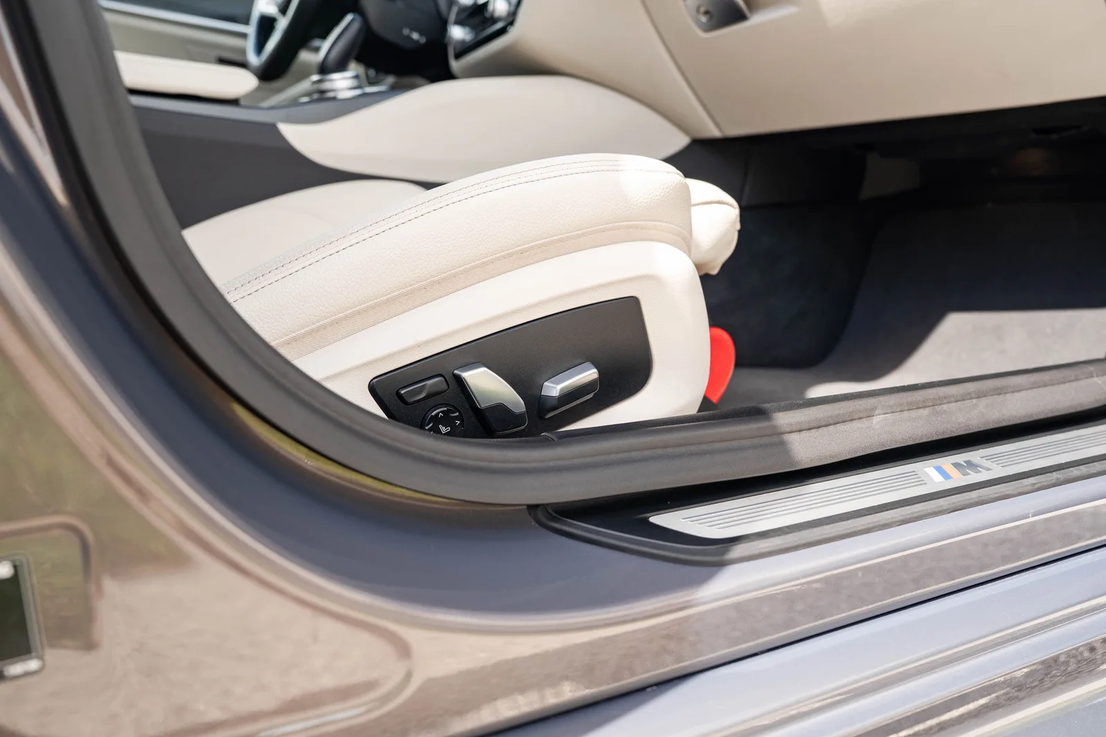 BMW Seria 5 zdjęcie 29
