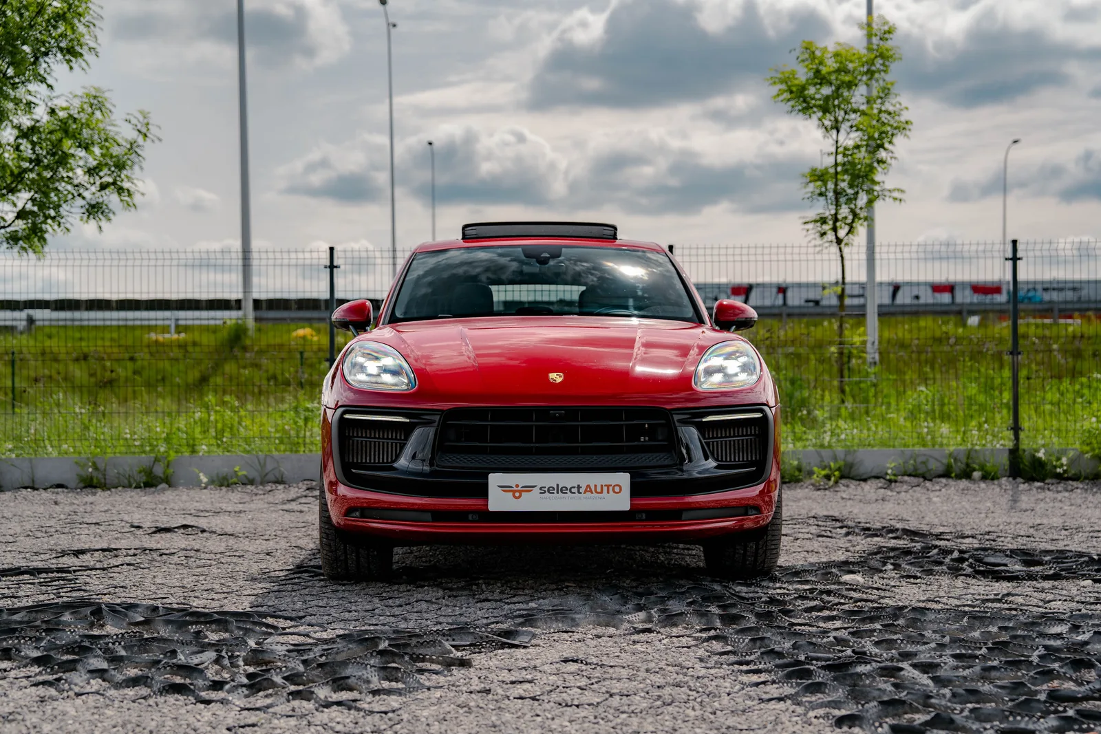 Porsche Macan (2023) — zdjęcie 2