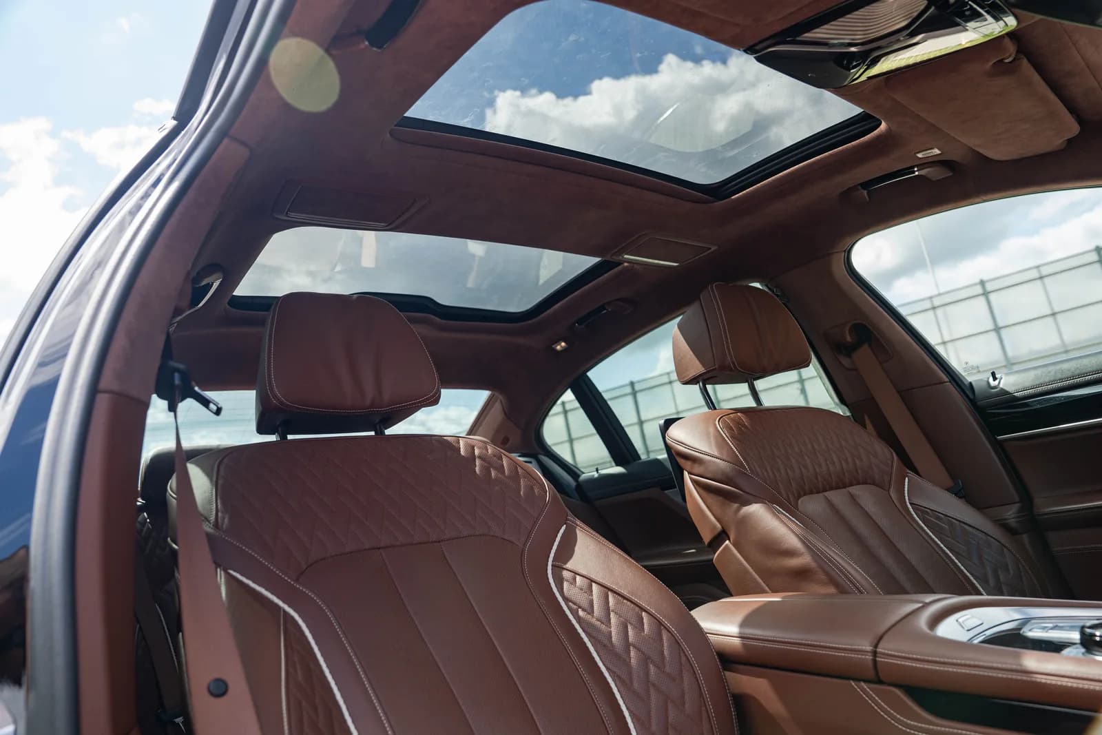 BMW Seria 7 zdjęcie 23