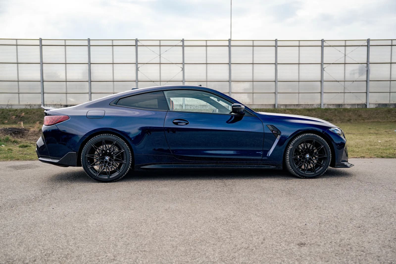 BMW M4 zdjęcie 9