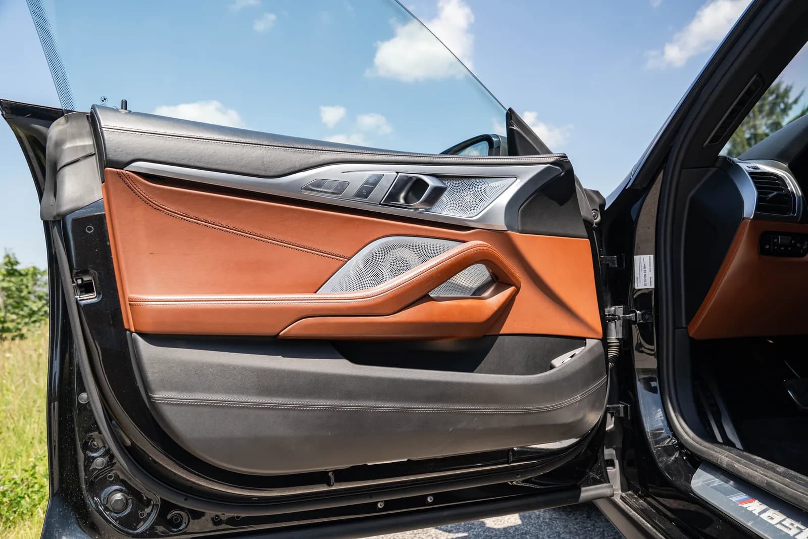 BMW Seria 8 zdjęcie 30