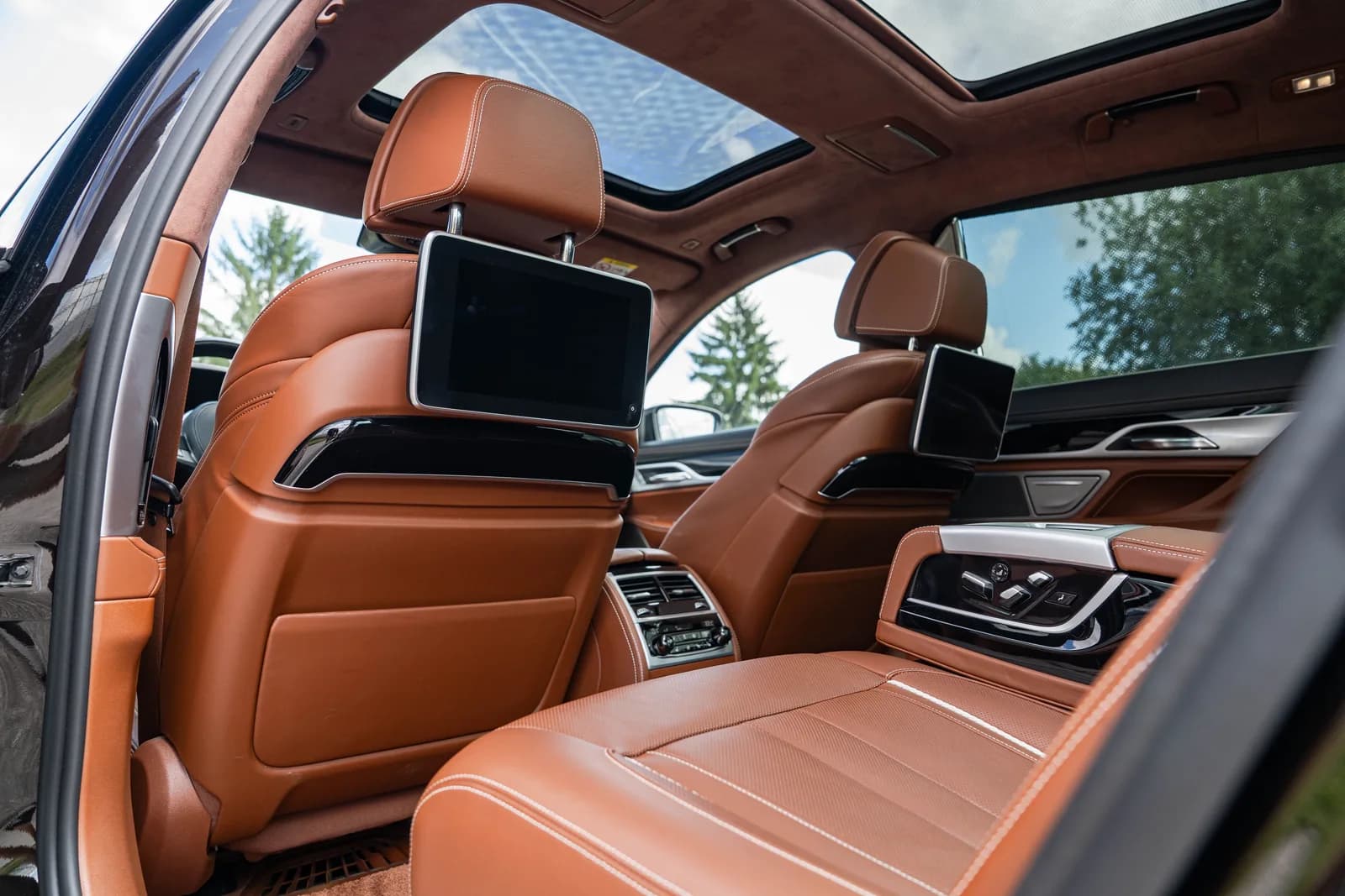 BMW Seria 7 zdjęcie 25