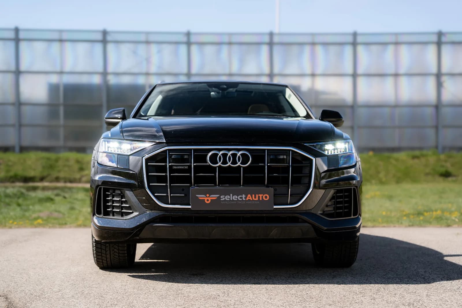 Audi Q8 zdjęcie 2