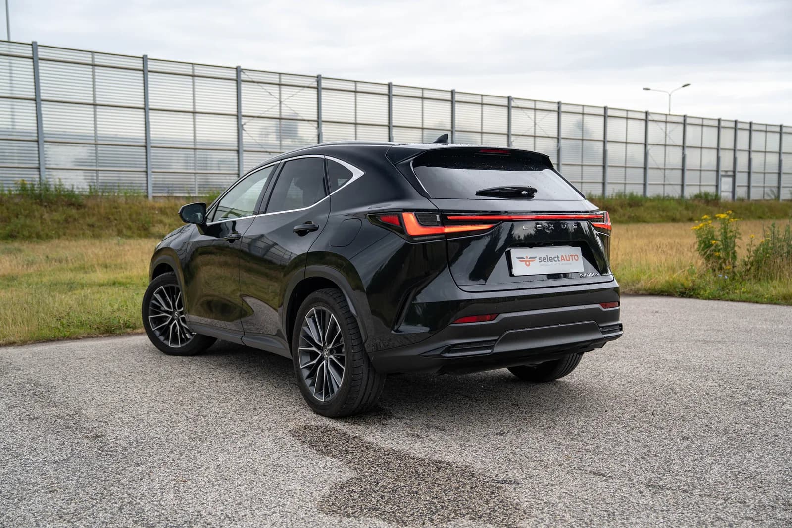 Lexus NX zdjęcie 4