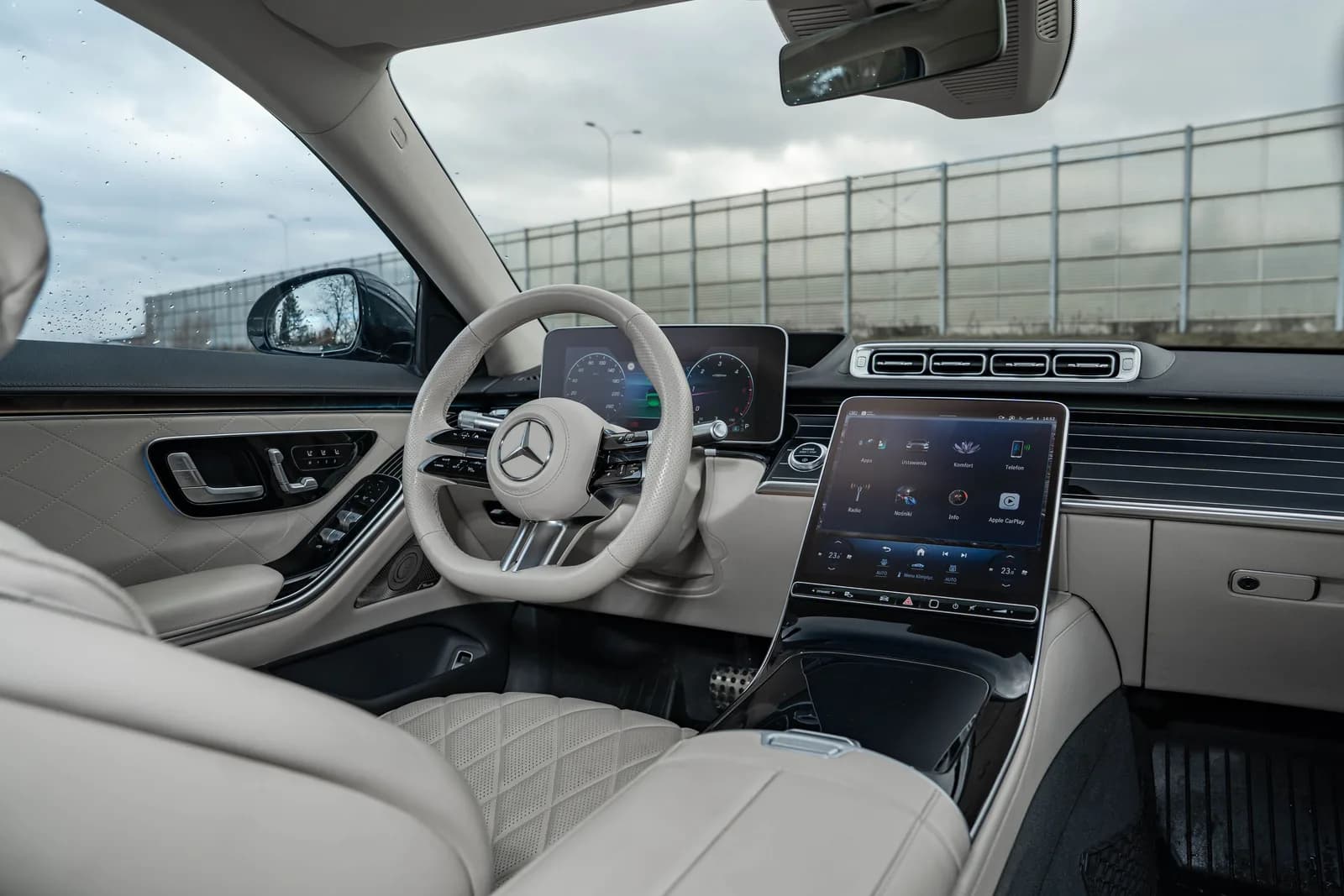 Mercedes-Benz Klasa S zdjęcie 21