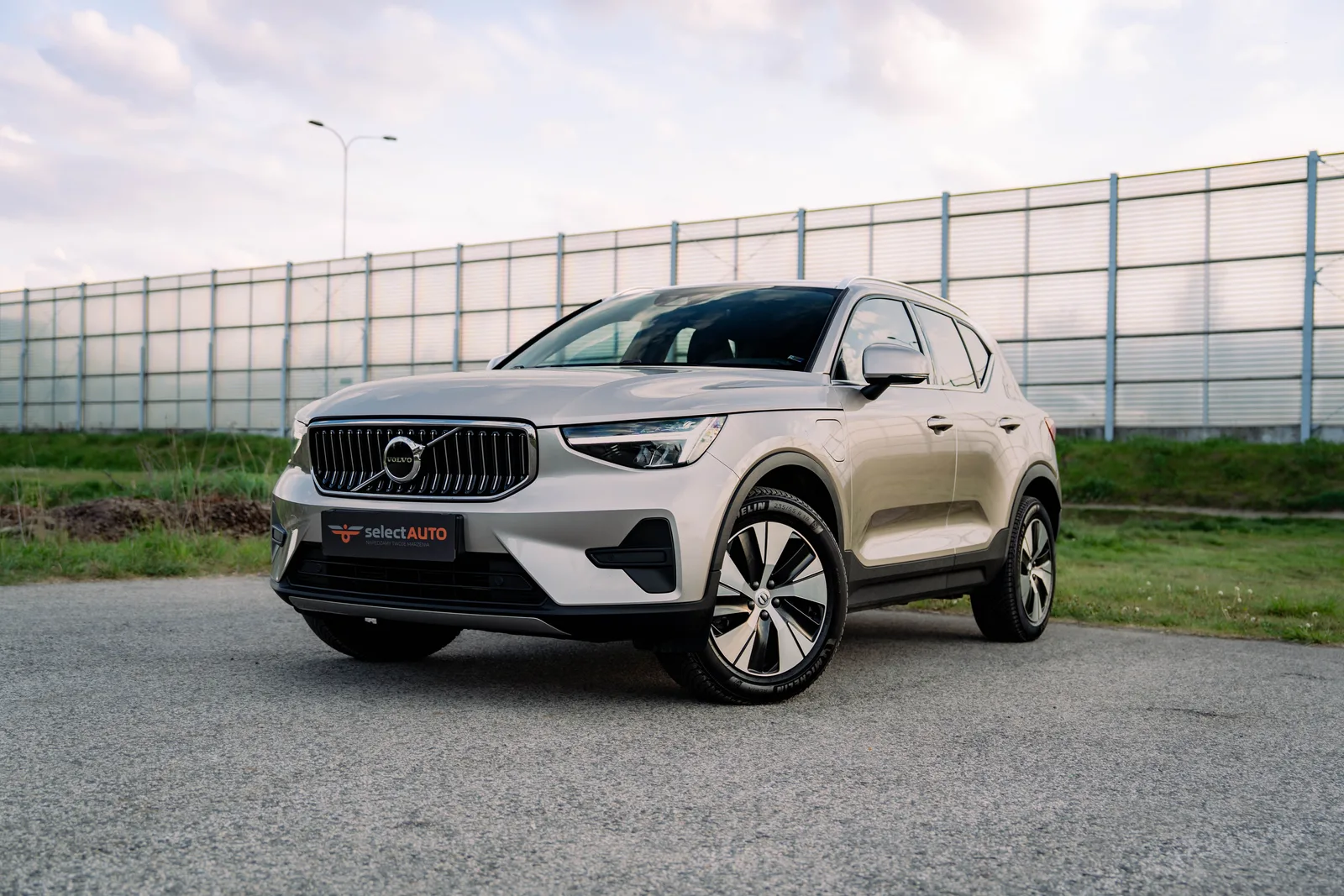 Volvo XC 40 zdjęcie 1