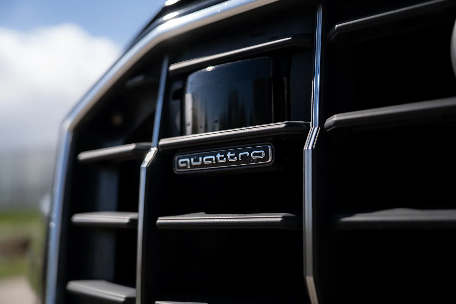 Audi Q8 zdjęcie 13