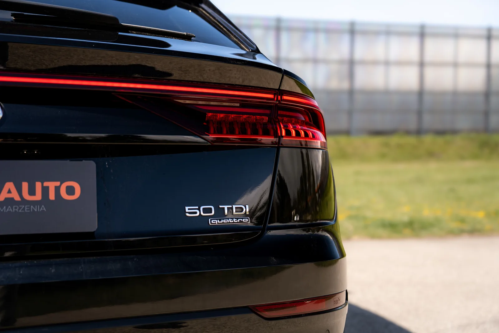 Audi Q8 zdjęcie 15