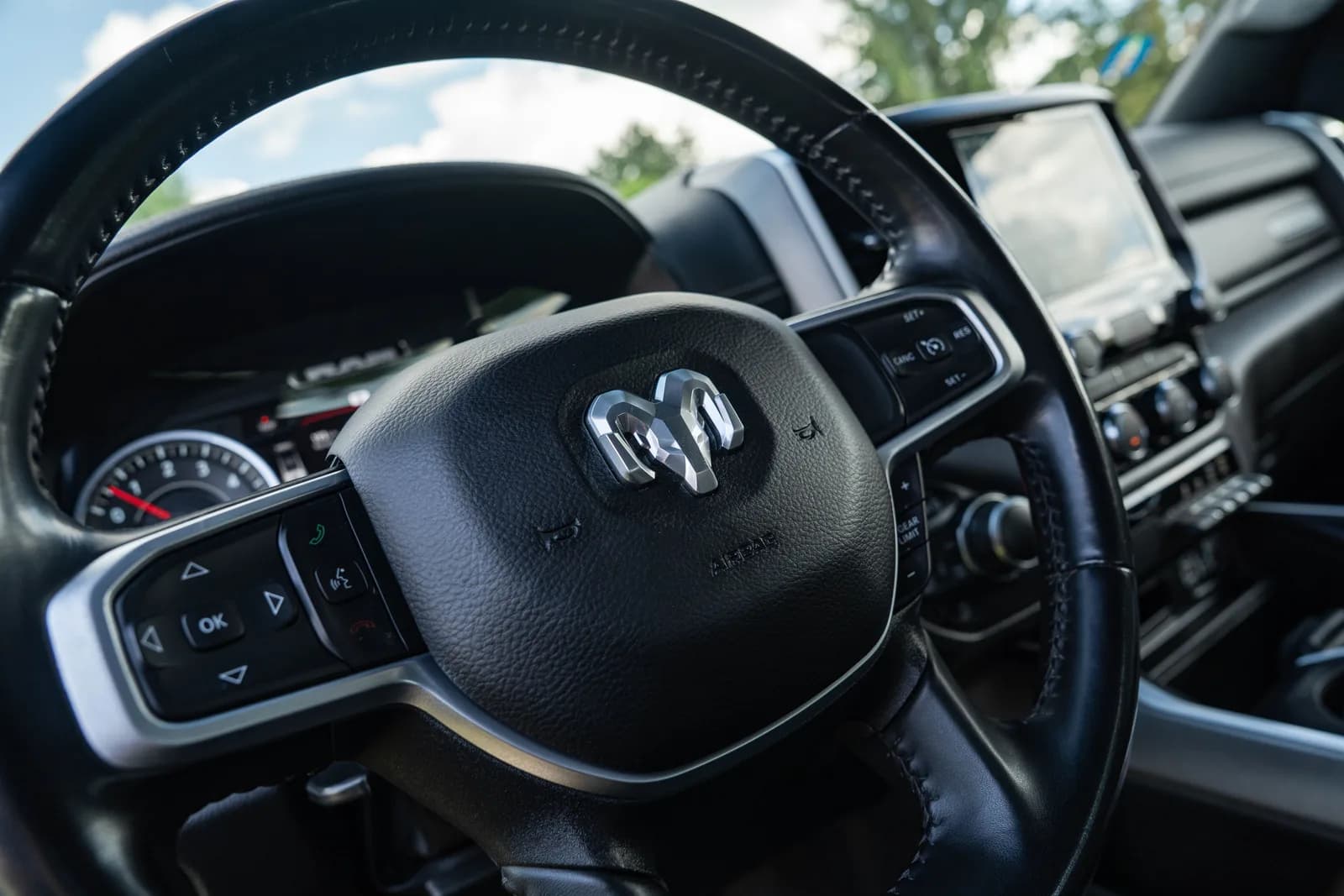 RAM 1500 zdjęcie 17