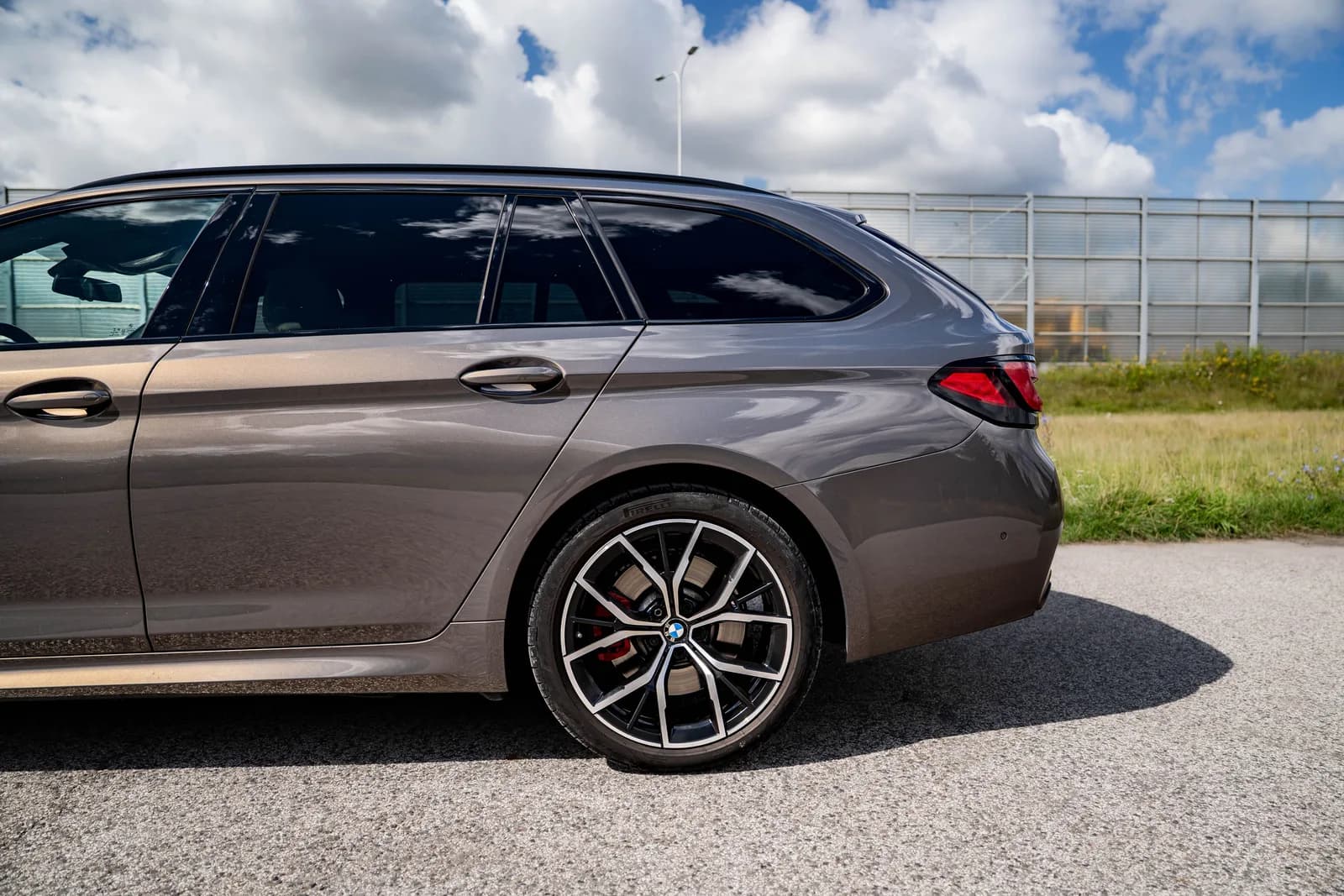 BMW Seria 5 zdjęcie 12