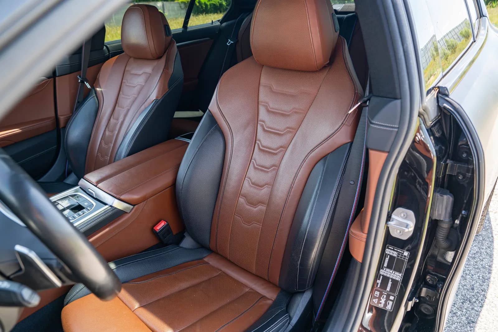 BMW Seria 8 zdjęcie 24