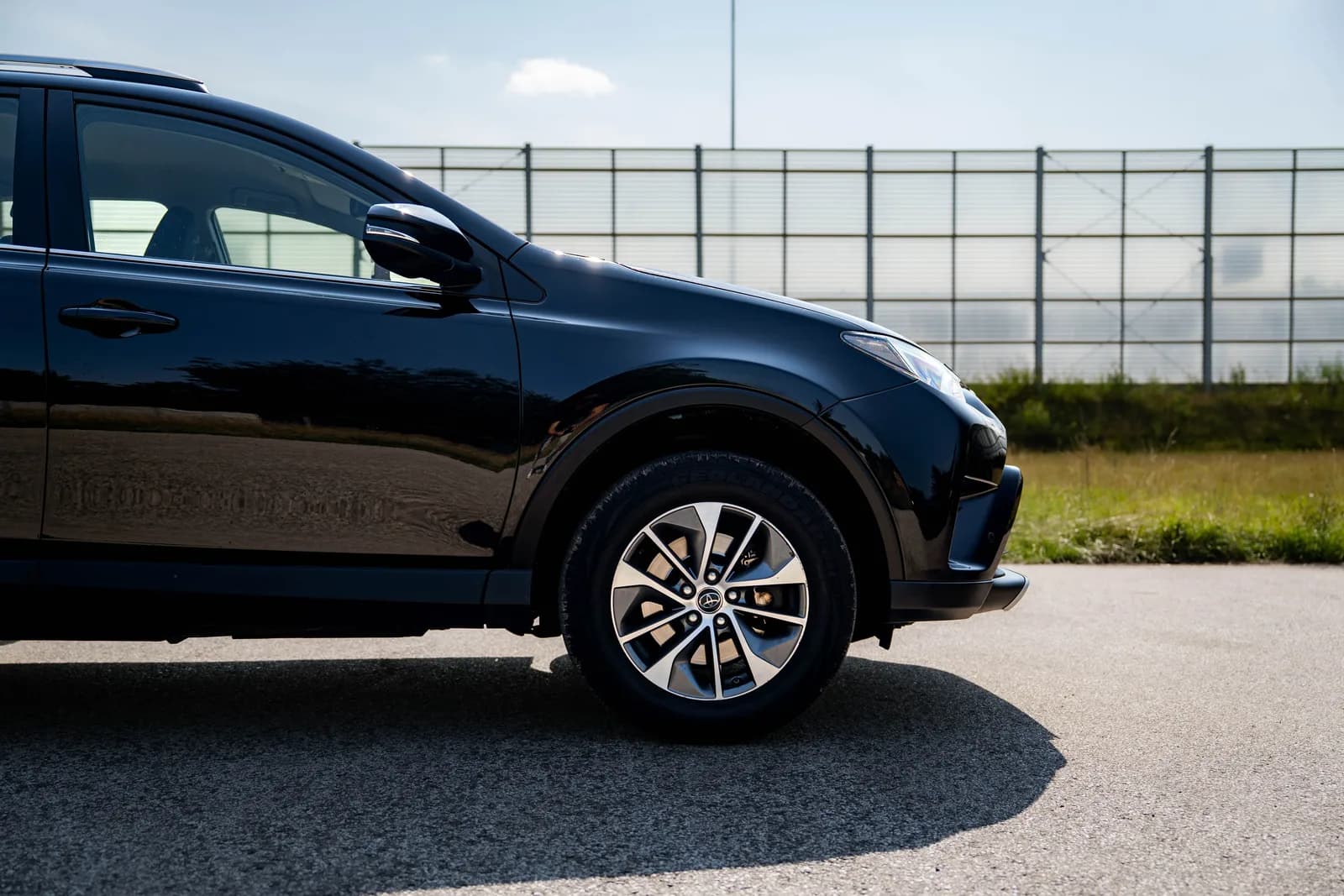 Toyota RAV4 zdjęcie 8