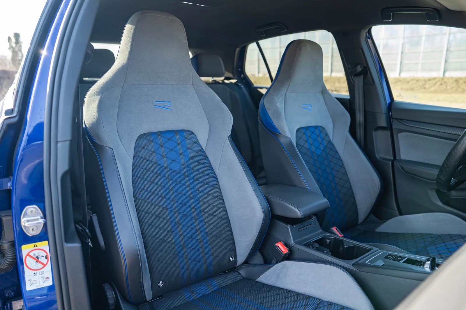 Volkswagen Golf zdjęcie 21