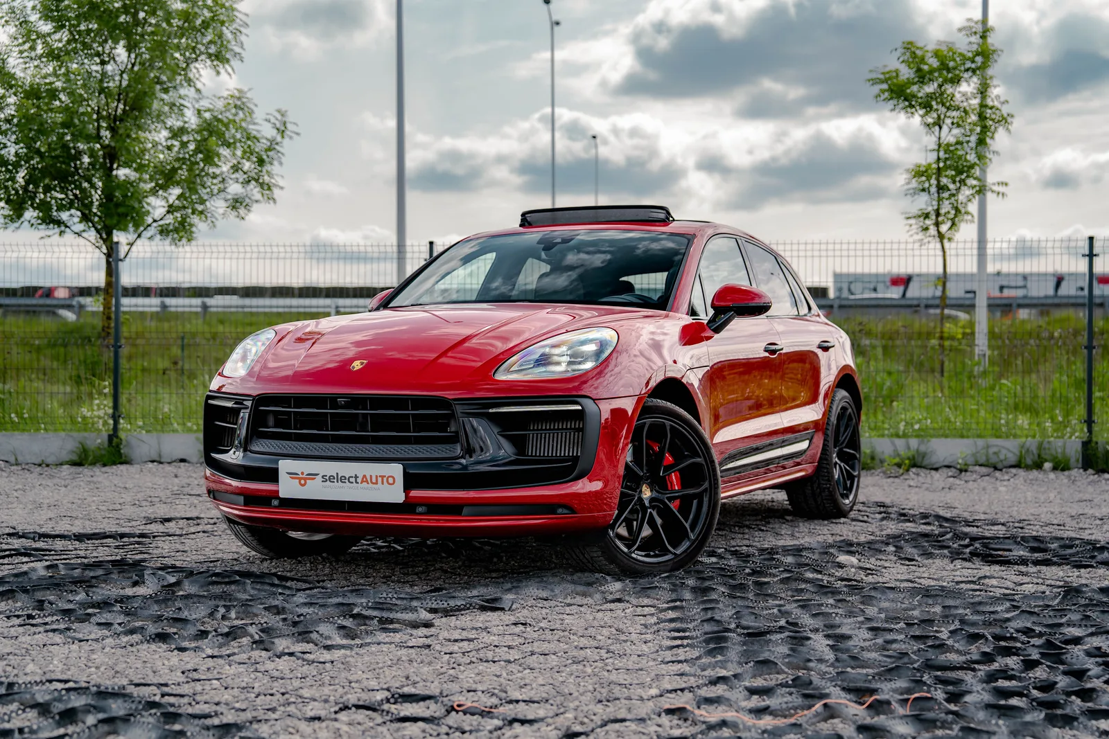 Porsche Macan (2023)