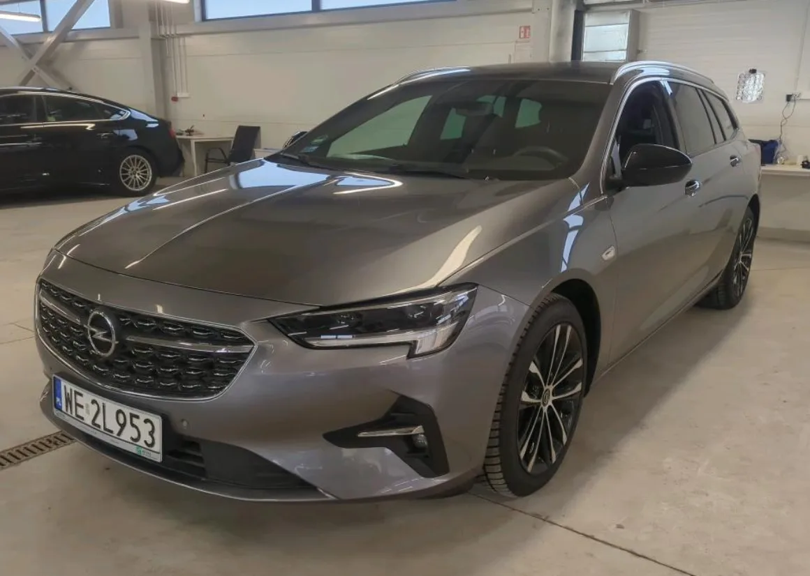 Opel Insignia zdjęcie 2